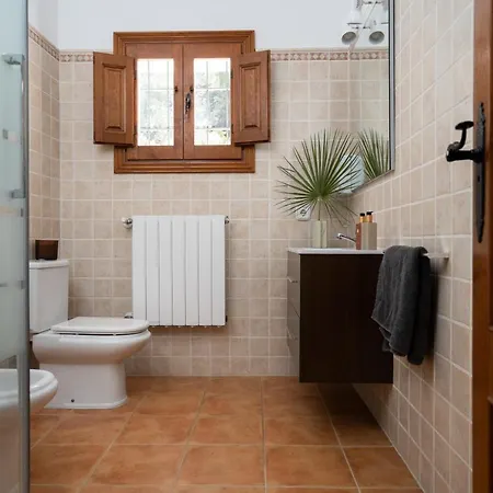 7 Bedroom With Pool - 5mins Walk To - Ramon * Cala Llonga (Ibiza)